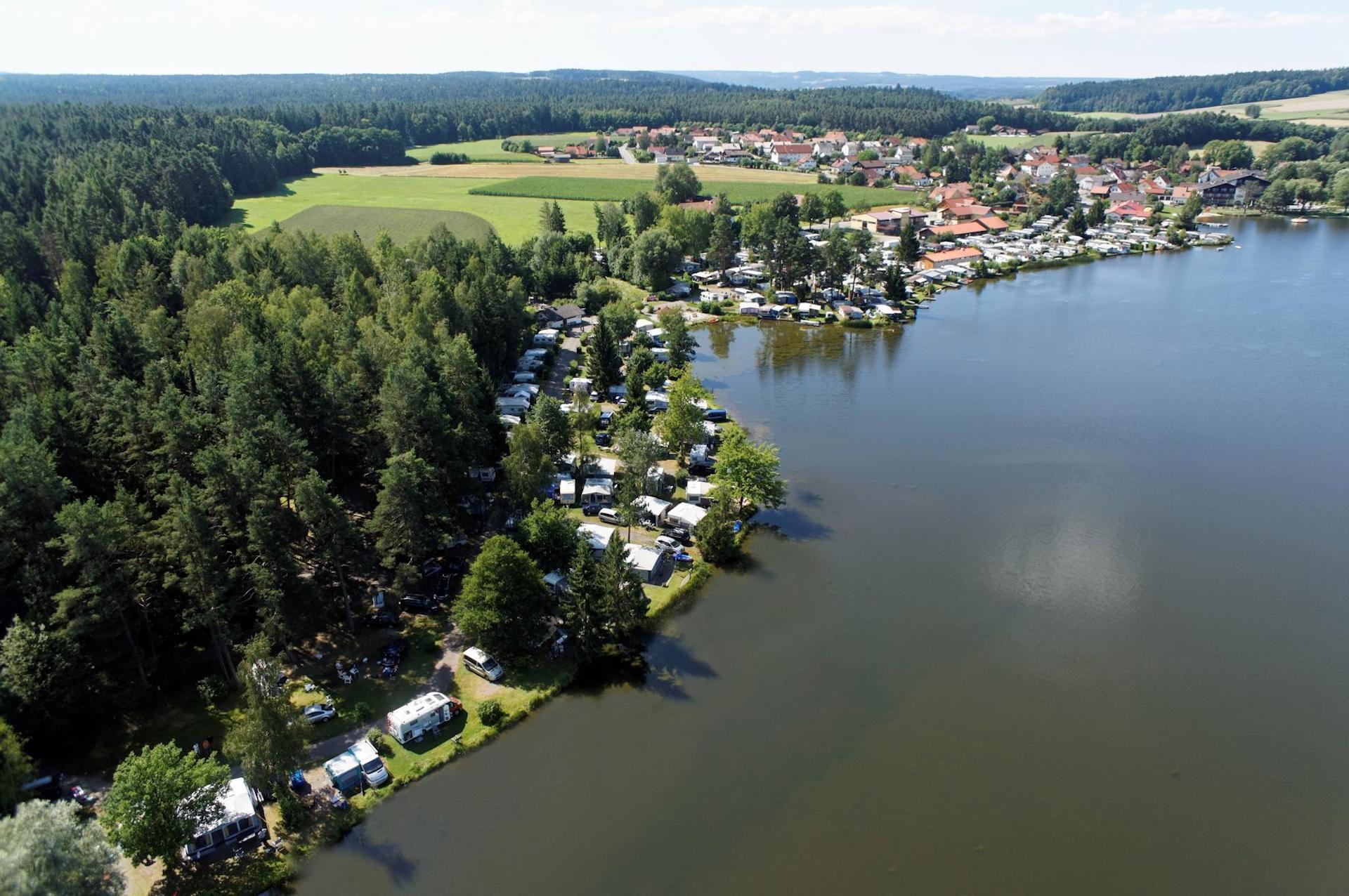 Luftaufnahme Campingplatz - Neubäuer See